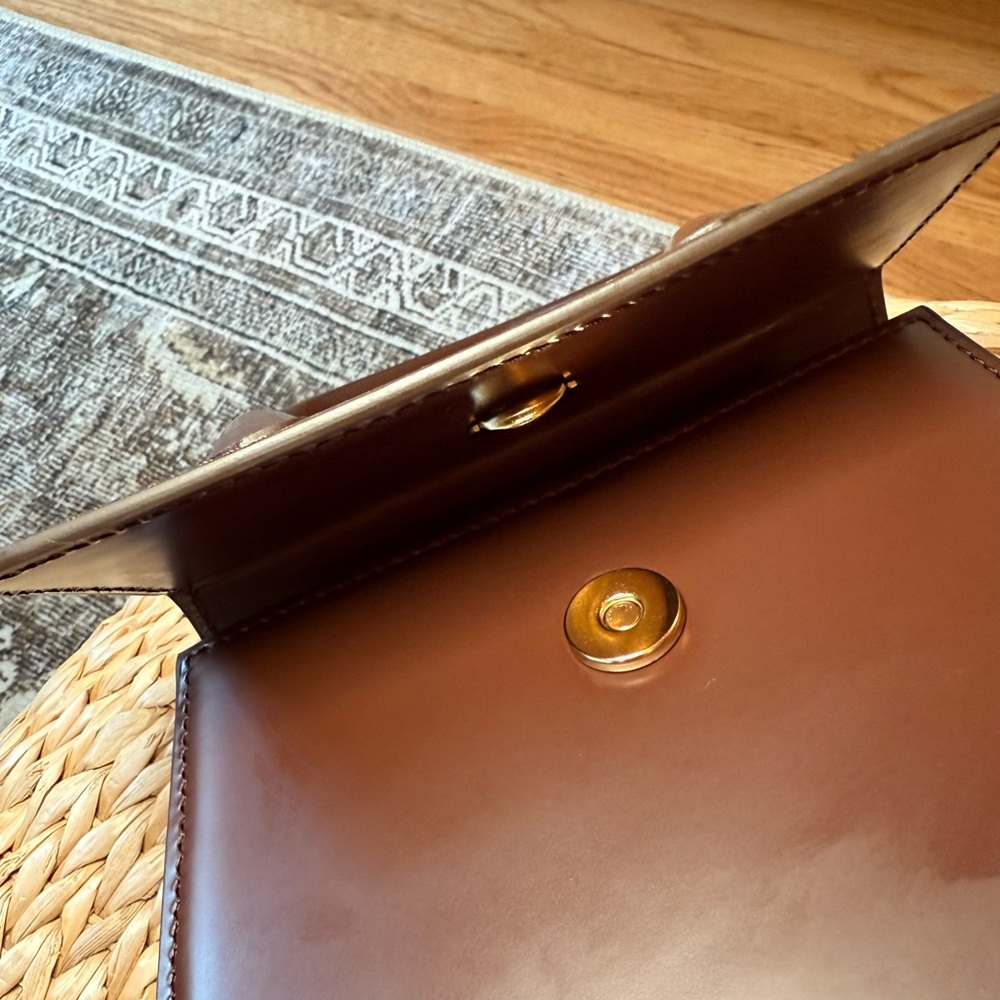 Jacquemus Le Chiquito Moyen Bag in Chocolate Brown - Picture 6 of 17